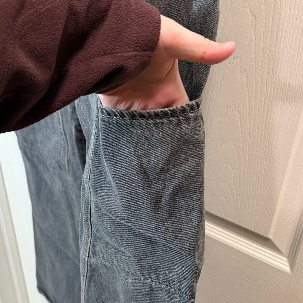 Fashion Nova Wide Leg Jeans - Picture 8 of 11